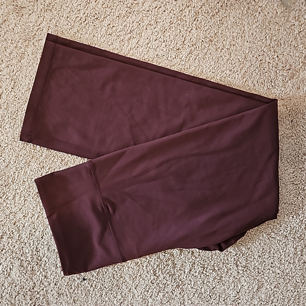 Athleta elation straight leg pant- size large petite- excellent used condition